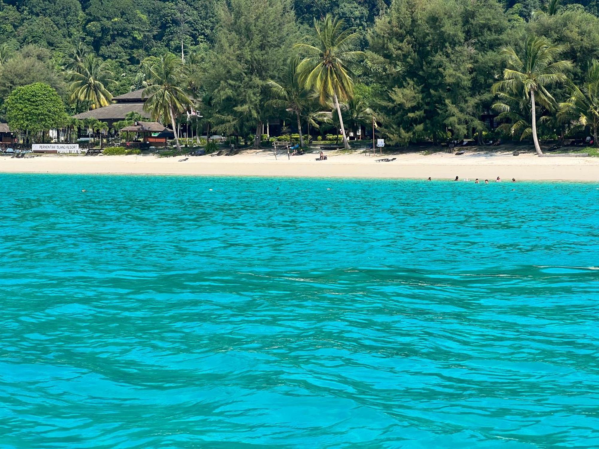 Отель Perhentian Suria Kampong Pasir Petani Экстерьер фото