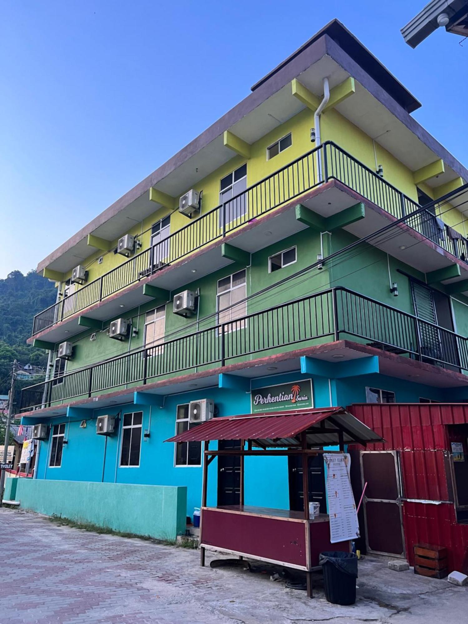 Отель Perhentian Suria Kampong Pasir Petani Экстерьер фото